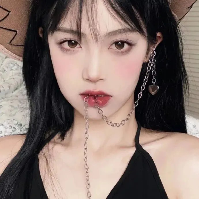 女佣